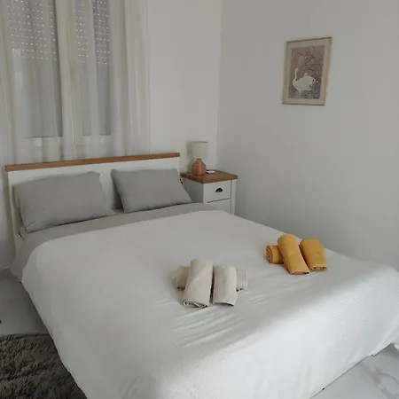 In Pyrgos Center Apartamento *